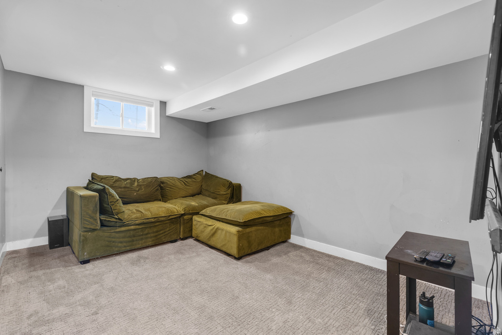 141 W 3100 S Bountiful, UT 84010