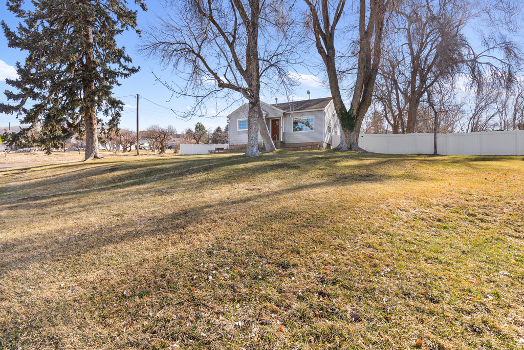 141 W 3100 S Bountiful, UT 84010