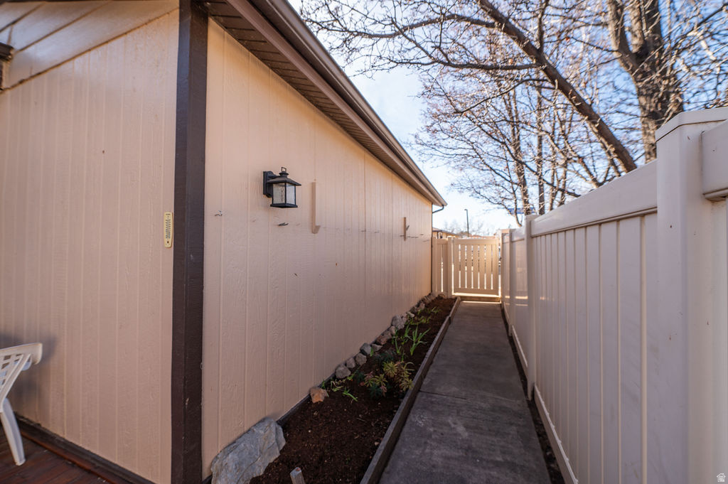 621 E COACHMAN WAY Riverdale, UT 84405