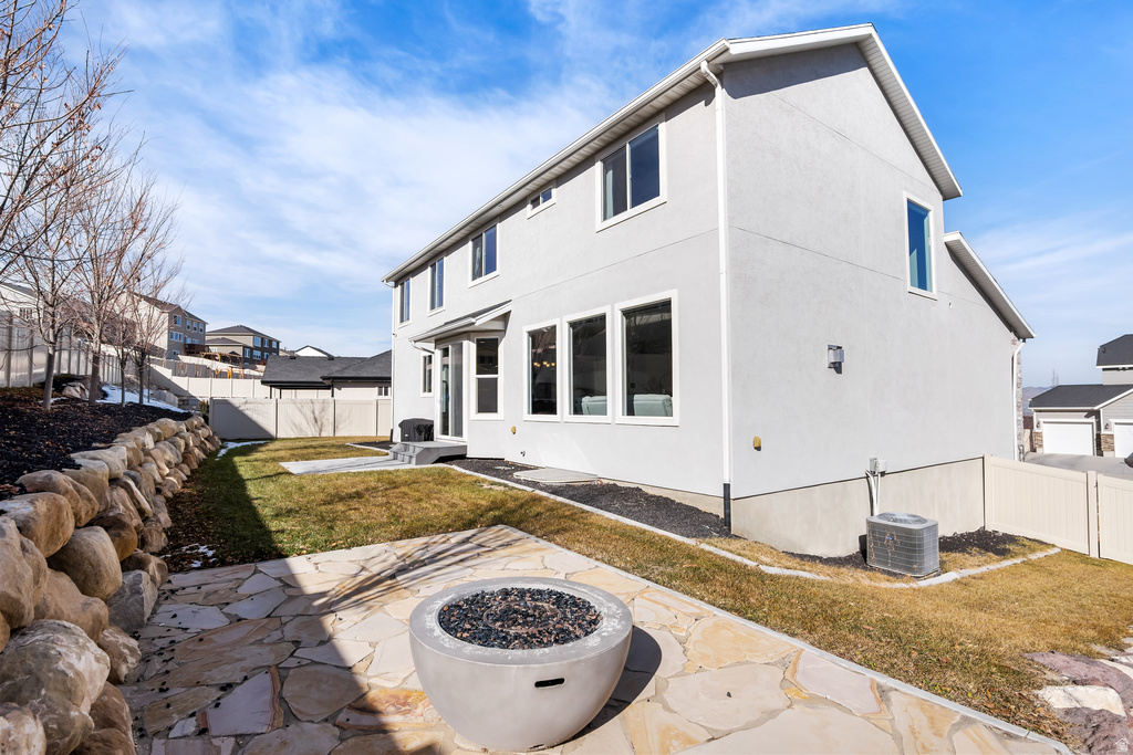 583 W DEER MEADOW DR Saratoga Springs, UT 84045