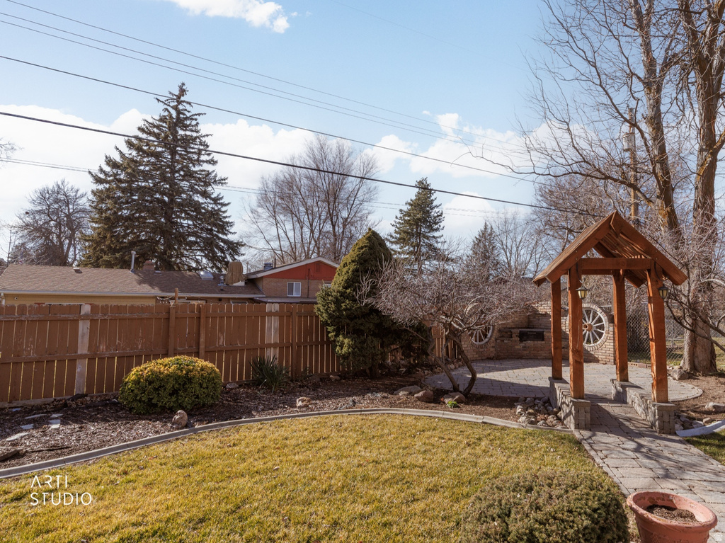 1640 E MATEO WAY Holladay, UT 84117