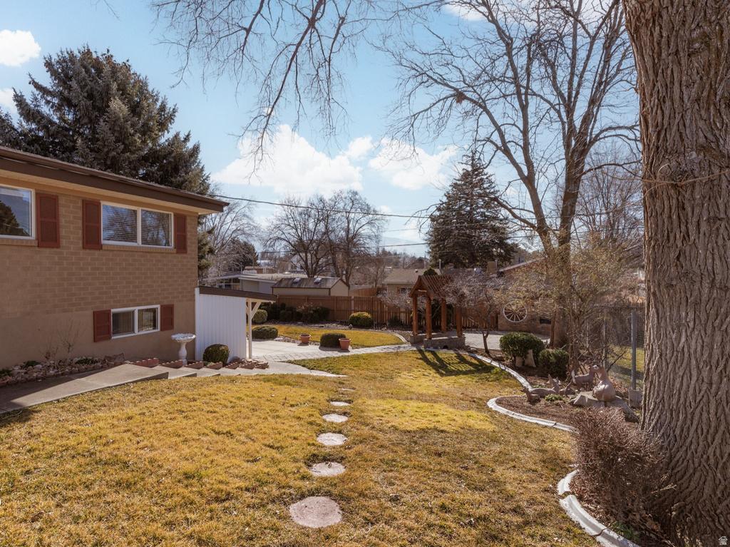 1640 E MATEO WAY Holladay, UT 84117