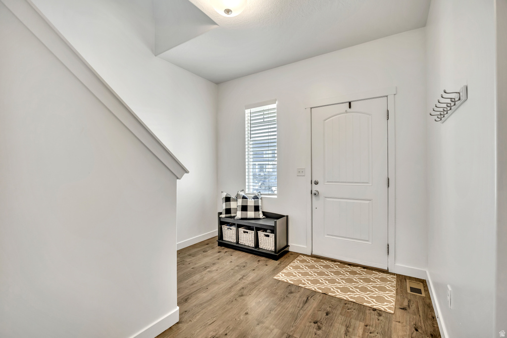 583 S RAVENWOOD LN Saratoga Springs, UT 84045