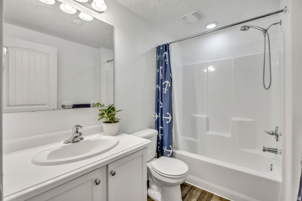 583 S RAVENWOOD LN Saratoga Springs, UT 84045