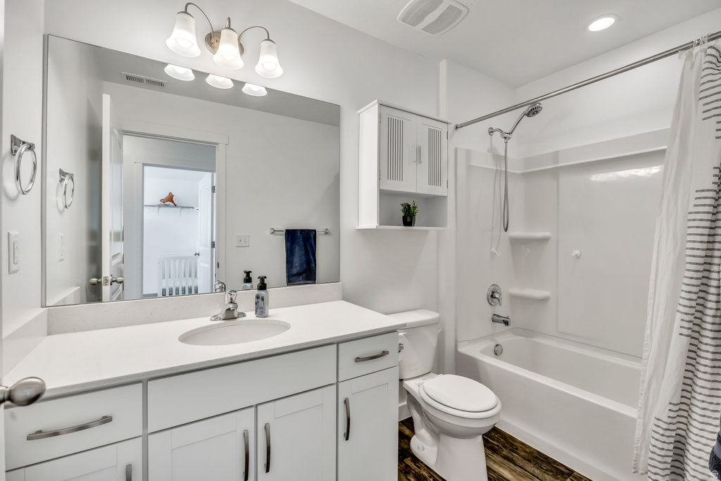 583 S RAVENWOOD LN Saratoga Springs, UT 84045