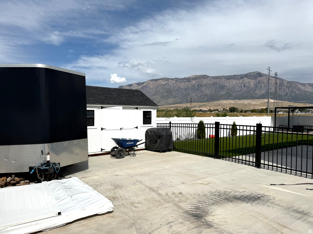 3425 W 3275 N Plain City, UT 84404