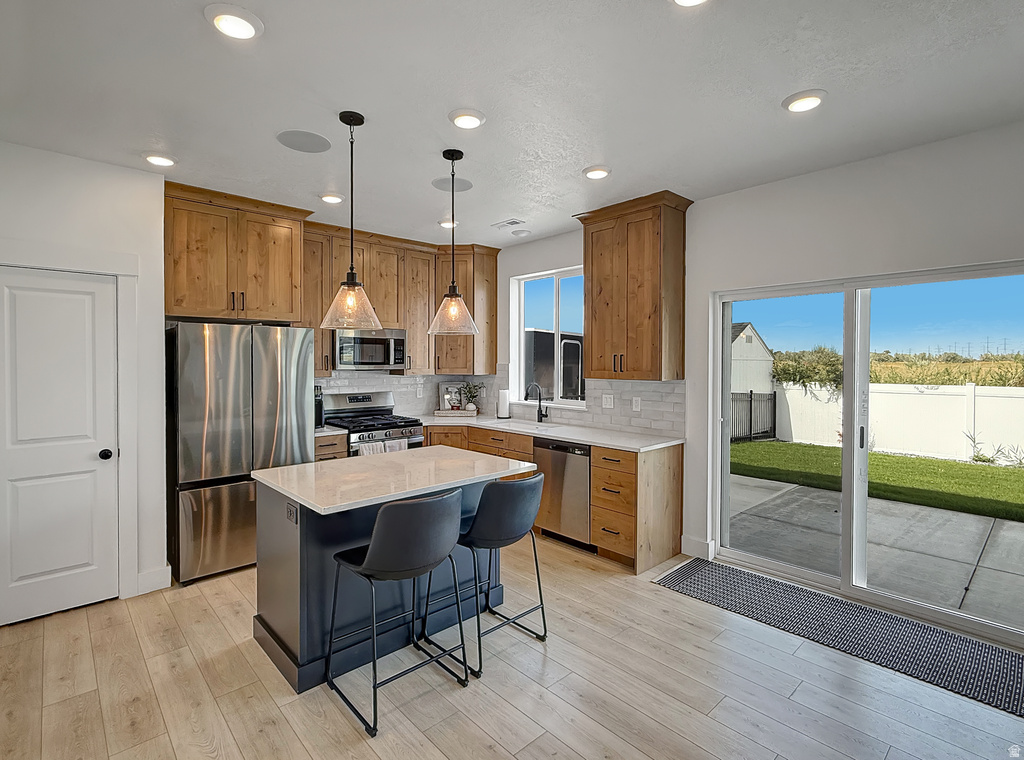 3425 W 3275 N Plain City, UT 84404