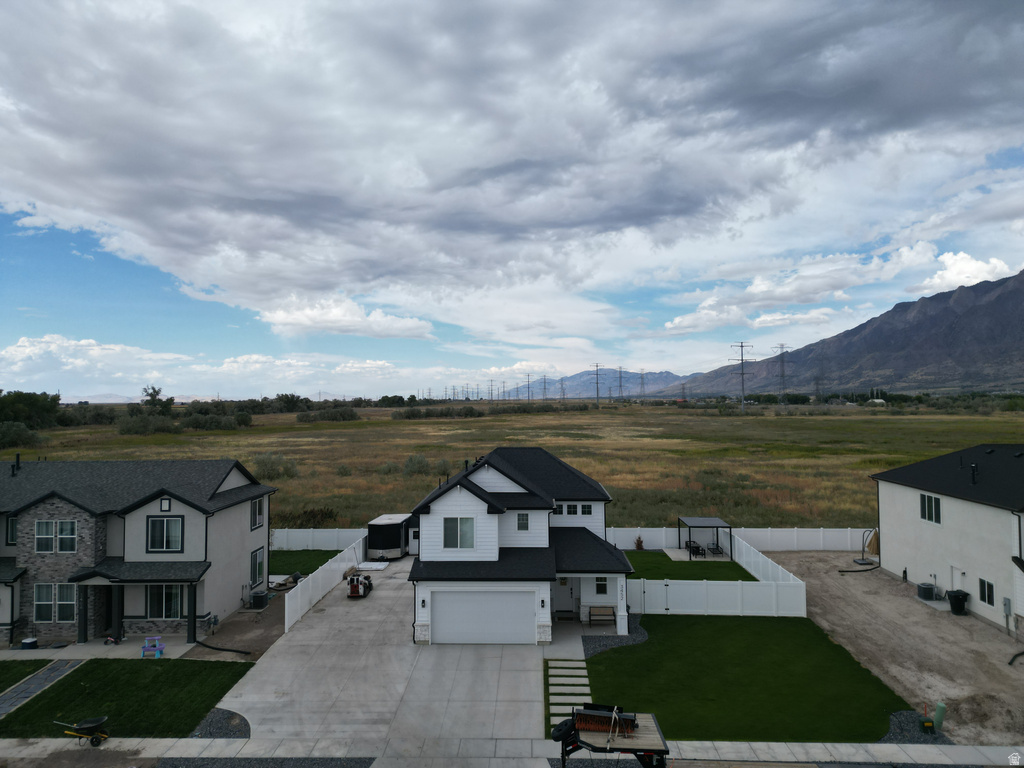 3425 W 3275 N Plain City, UT 84404