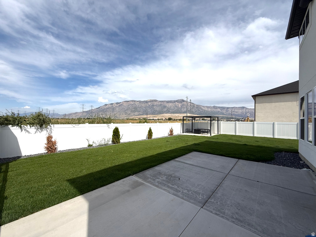 3425 W 3275 N Plain City, UT 84404