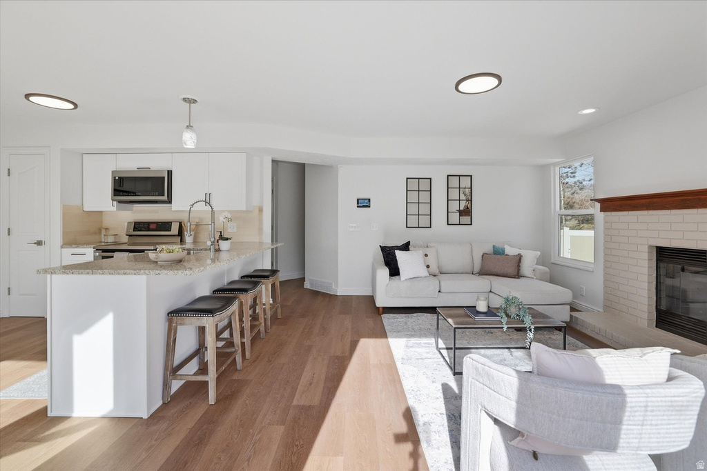 2342 E KARALEE WAY Sandy, UT 84092