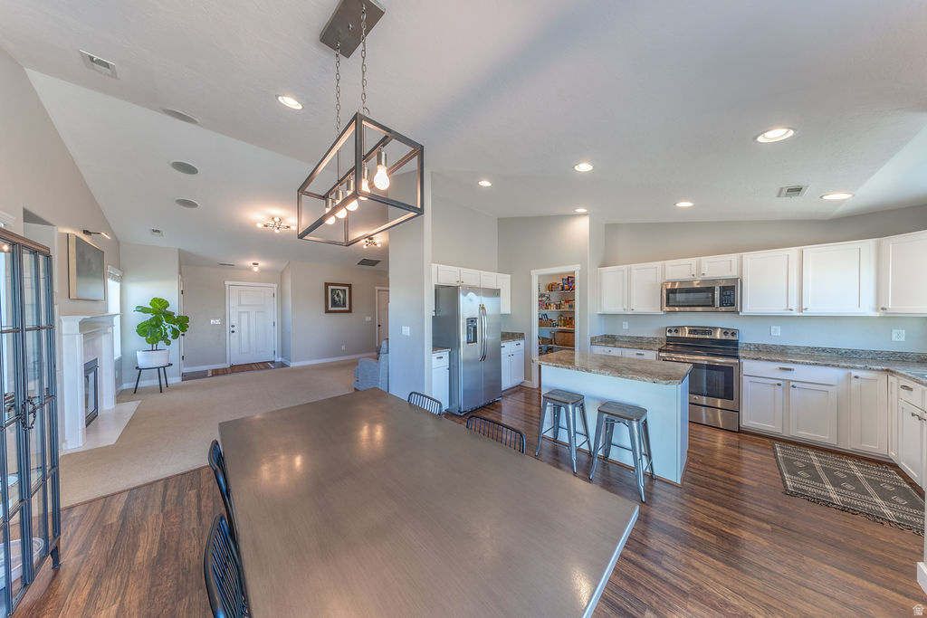 1029 N BEXLEY DR North Salt Lake, UT 84054