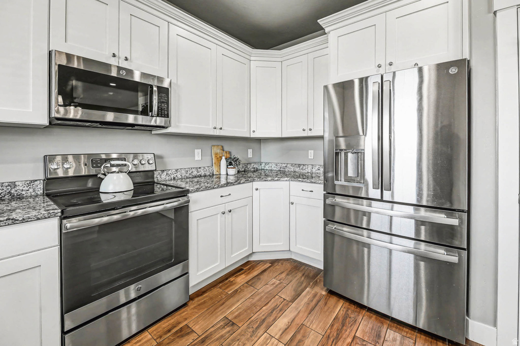 4082 W SHADY PLUM WAY South Jordan, UT 84009