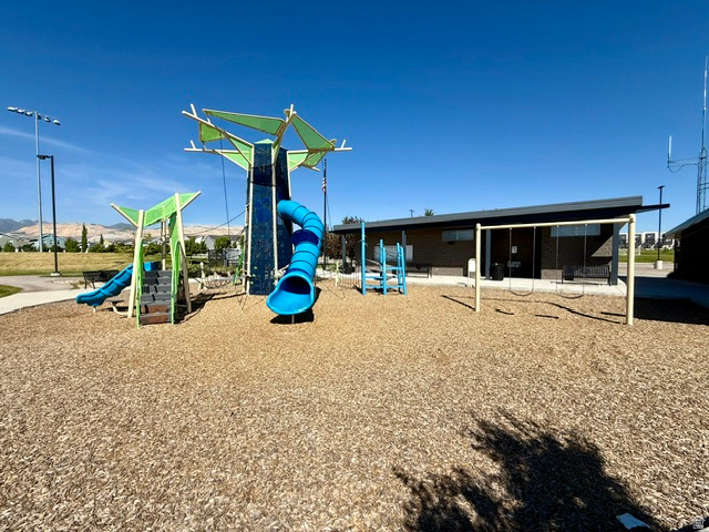 11228 S OLD BRIDGE RD South Jordan, UT 84009