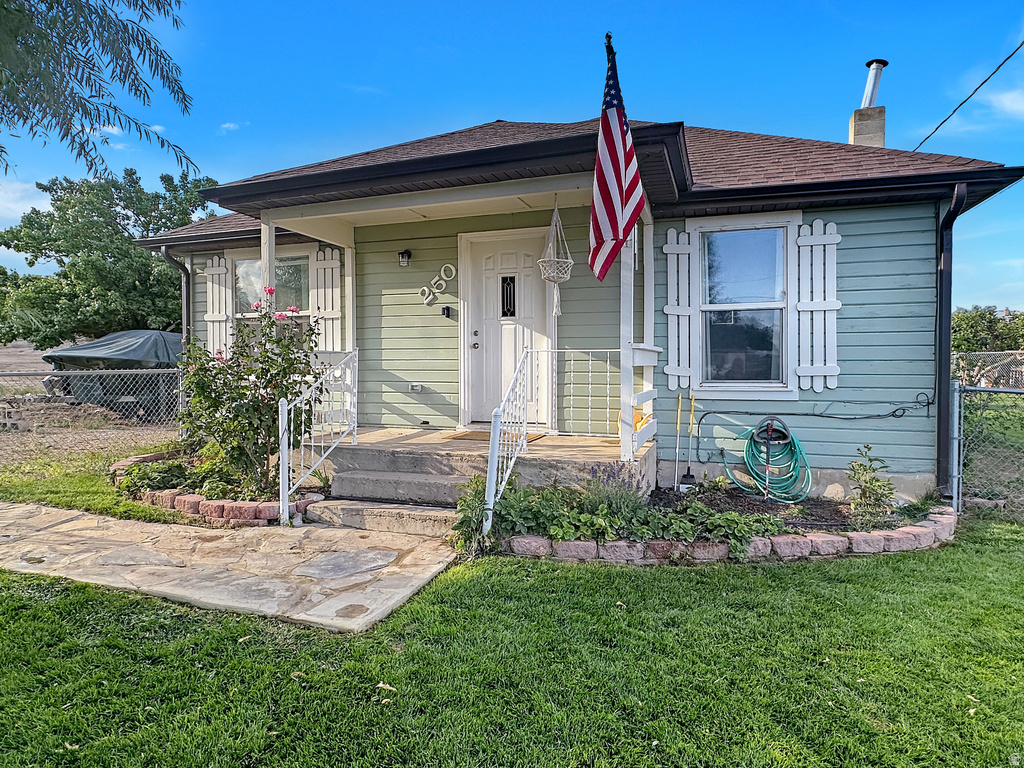 250 W MILL RD Ferron, UT 84523