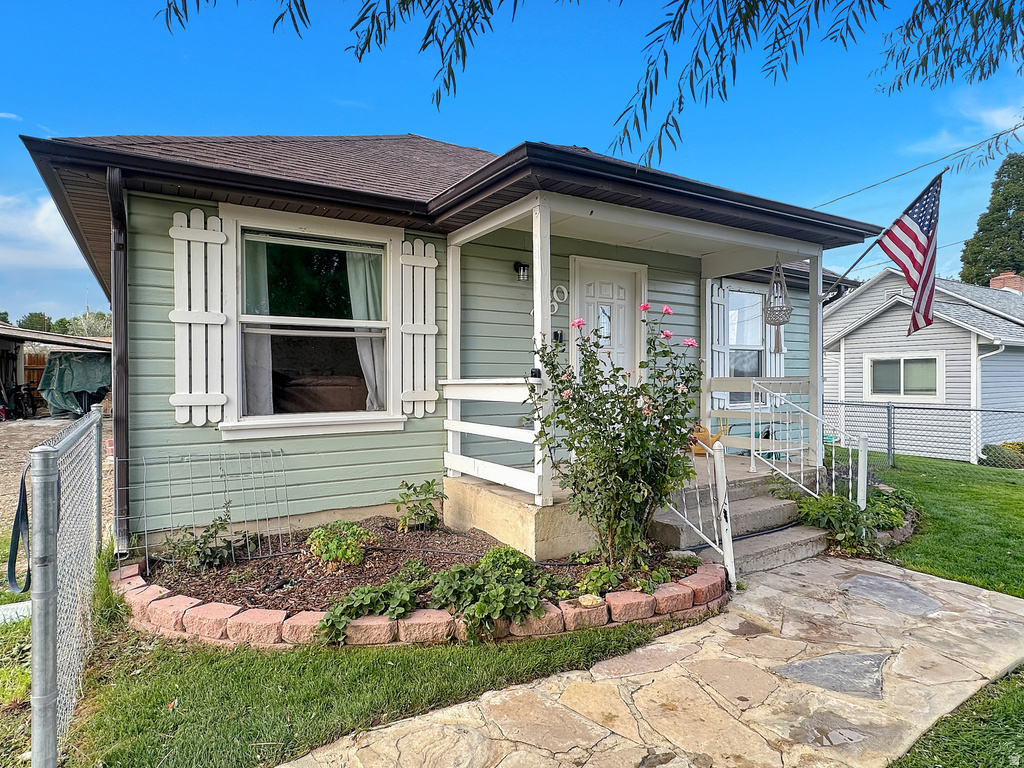 250 W MILL RD Ferron, UT 84523