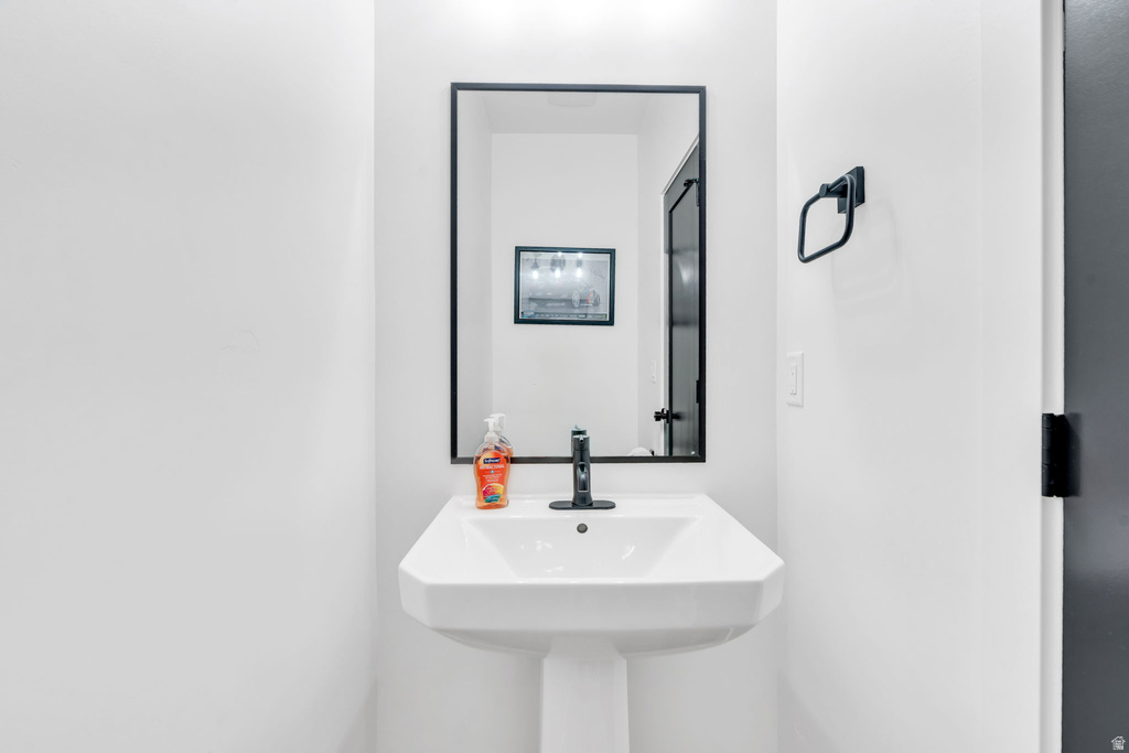 507 W 620 N Centerville, UT 84014