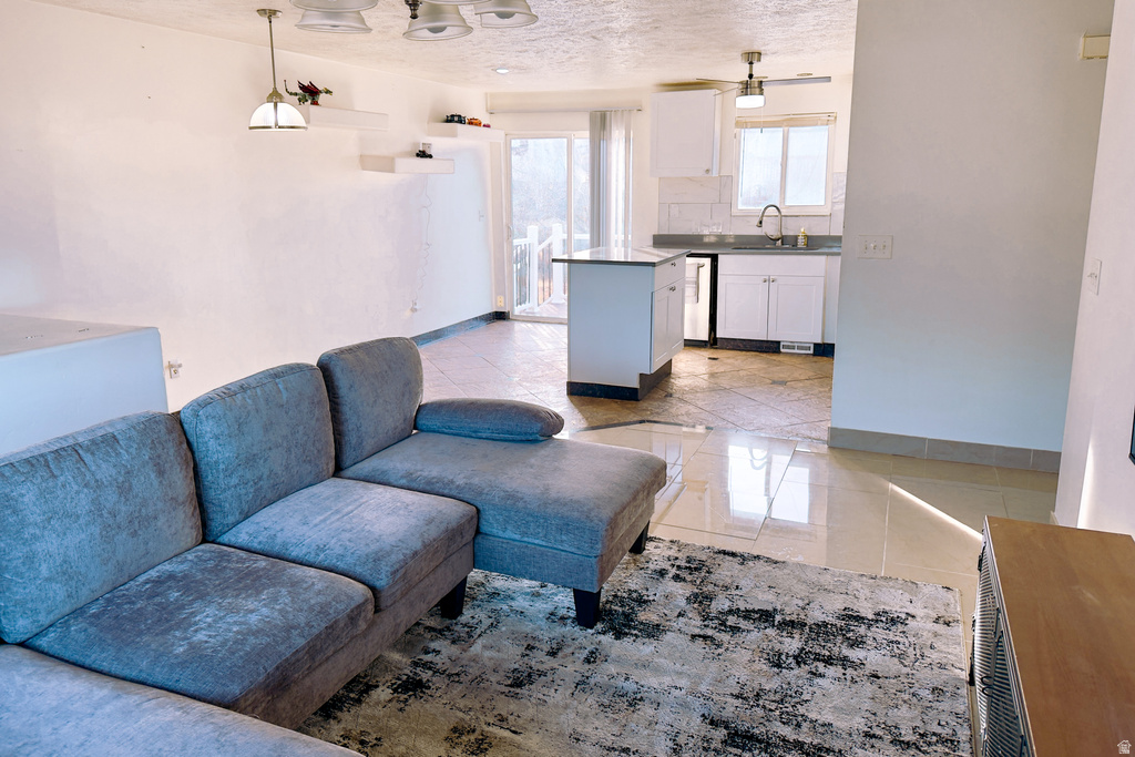 8376 S 4800 W West Jordan, UT 84088