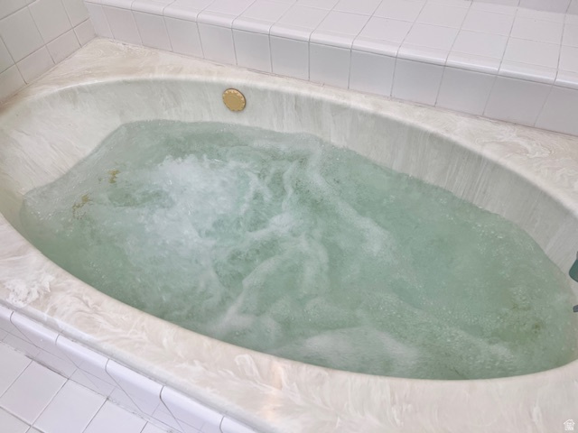 3434 S BROOK VIEW LN Salt Lake City, UT 84106