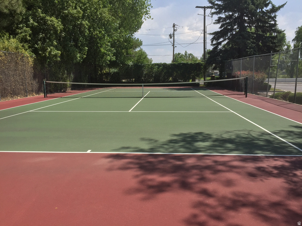 3434 S BROOK VIEW LN Salt Lake City, UT 84106