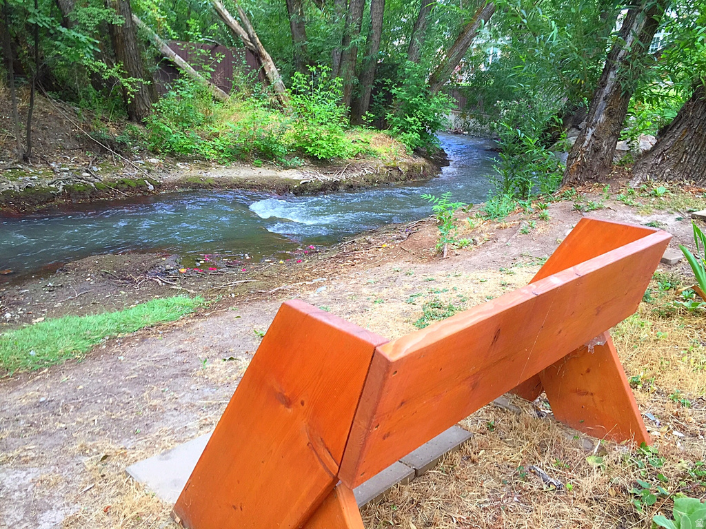 3434 S BROOK VIEW LN Salt Lake City, UT 84106