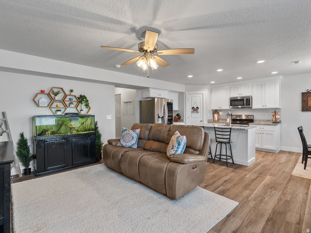 920 N CENTER ST Santaquin, UT 84655