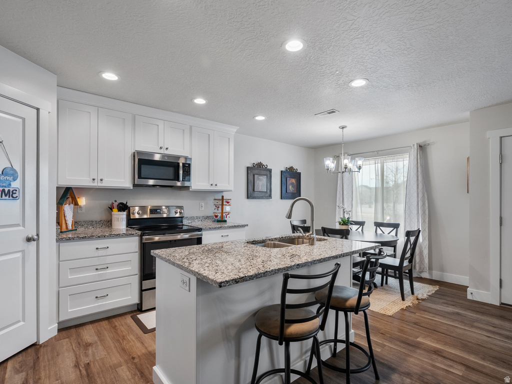 920 N CENTER ST Santaquin, UT 84655