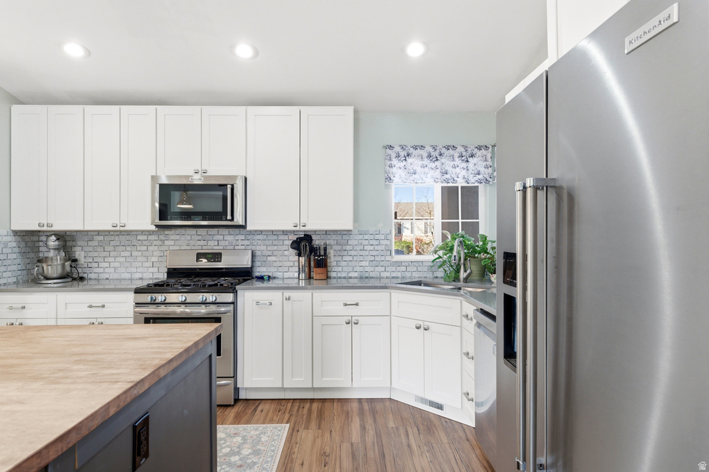 9327 S UINTA HILLS DR West Jordan, UT 84088