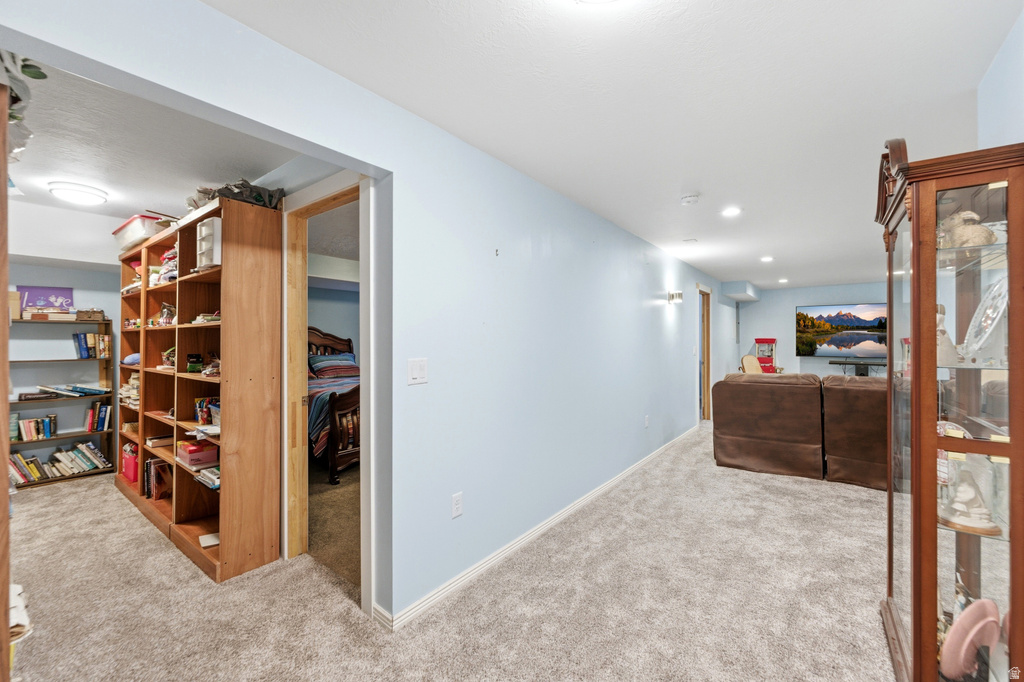 9327 S UINTA HILLS DR West Jordan, UT 84088