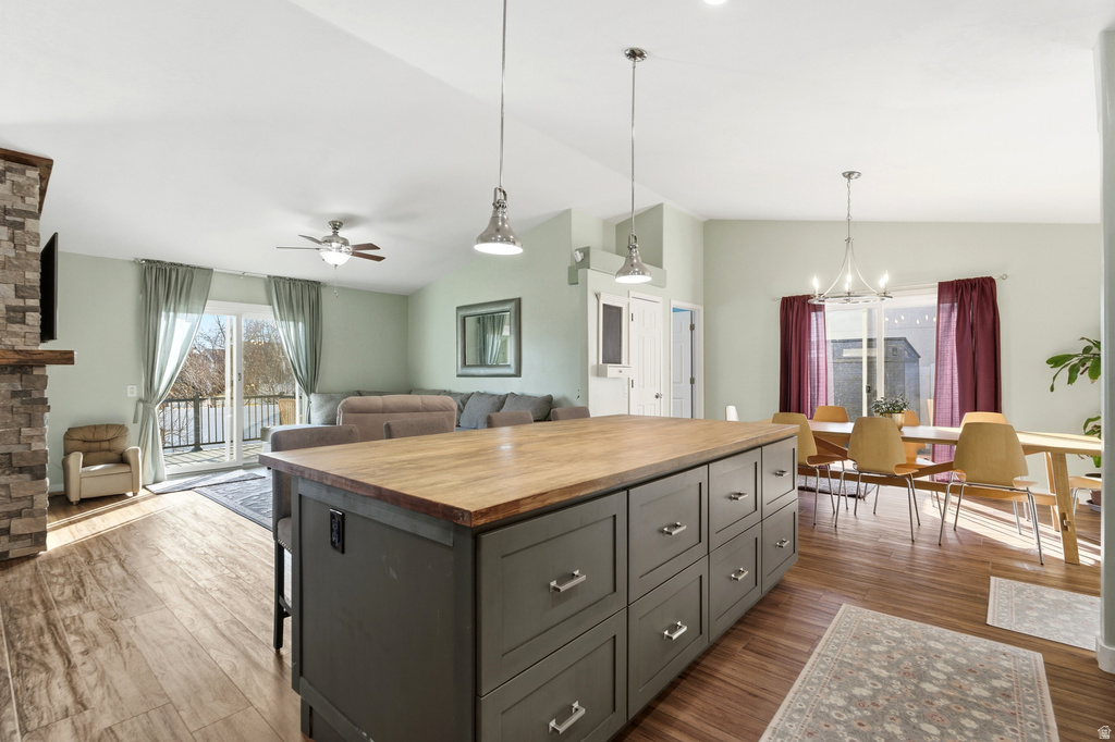 9327 S UINTA HILLS DR West Jordan, UT 84088