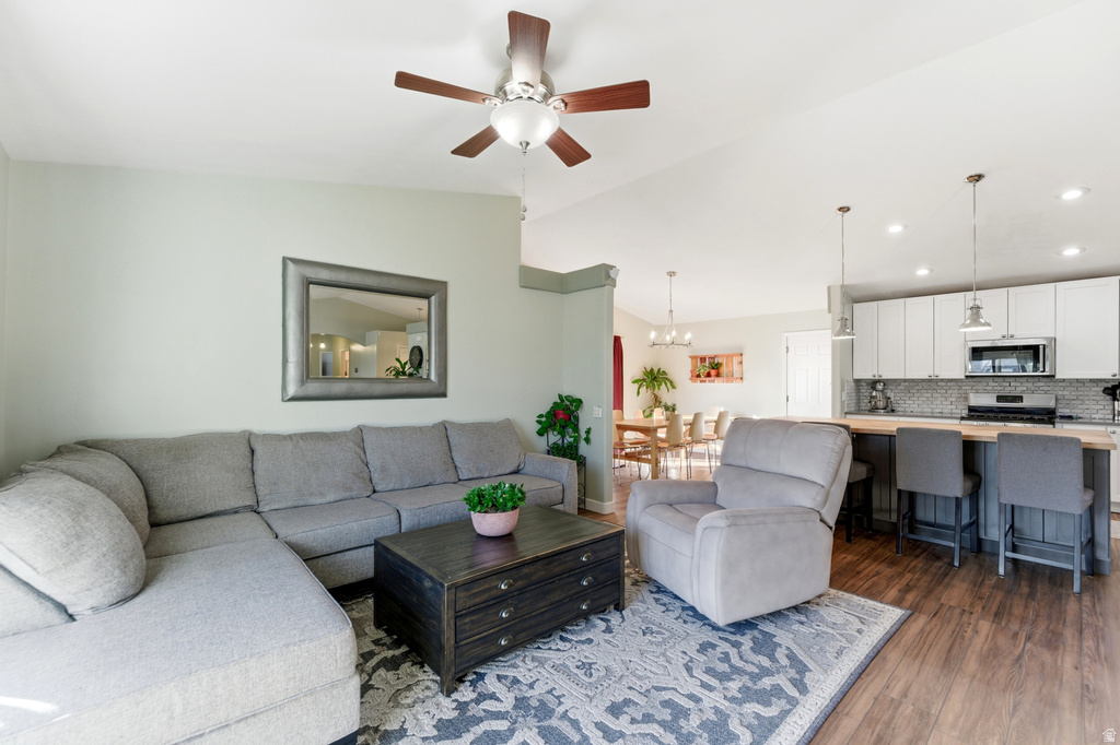 9327 S UINTA HILLS DR West Jordan, UT 84088