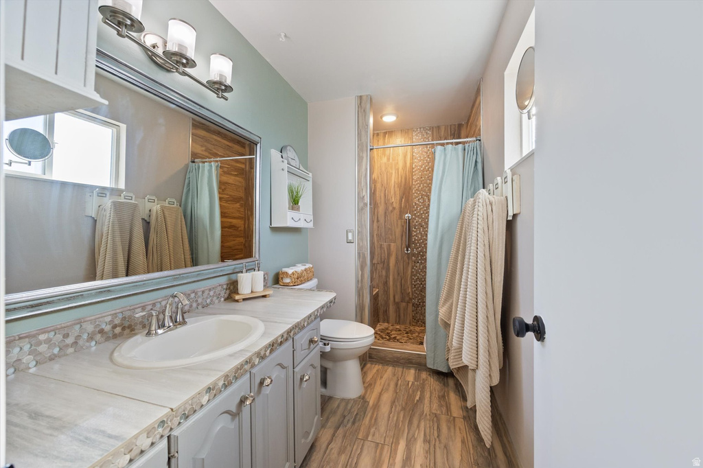 9472 S FOX HUNT DR Sandy, UT 84092