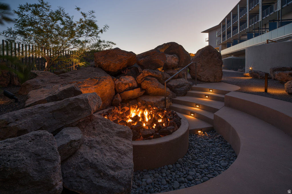 2431  PHIL SMITH CT Santa Clara, UT 84765