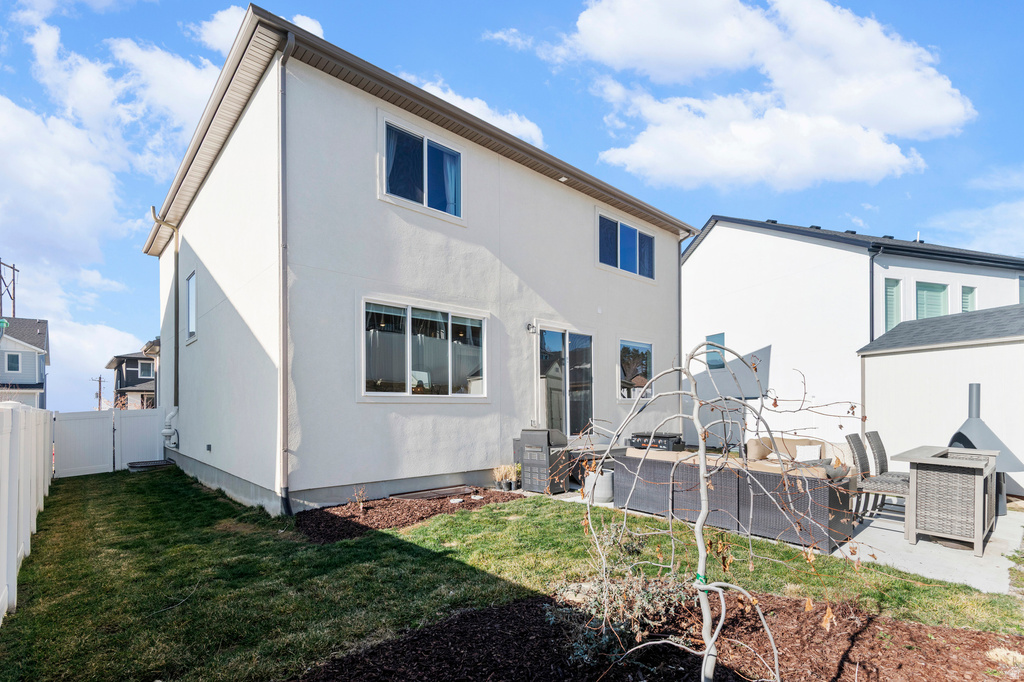 1048 N KENSINGTON HTS Kaysville, UT 84037