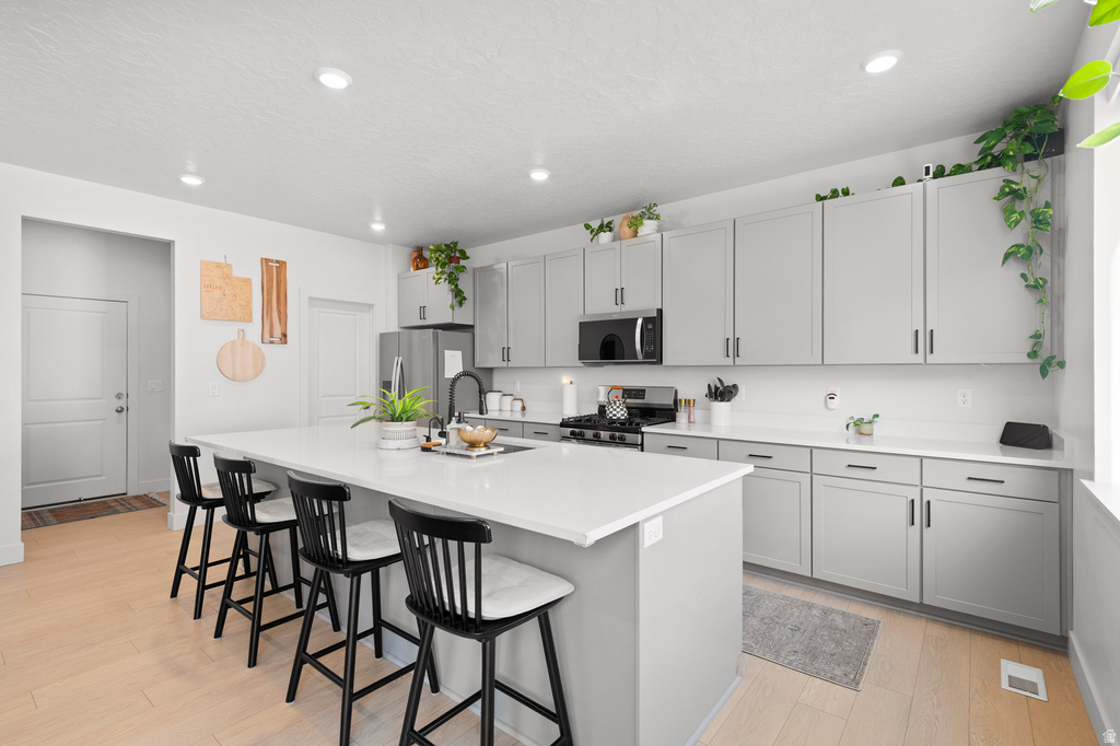 1048 N KENSINGTON HTS Kaysville, UT 84037