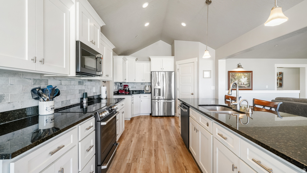 366 W SKY HAWK WAY Elk Ridge, UT 84651