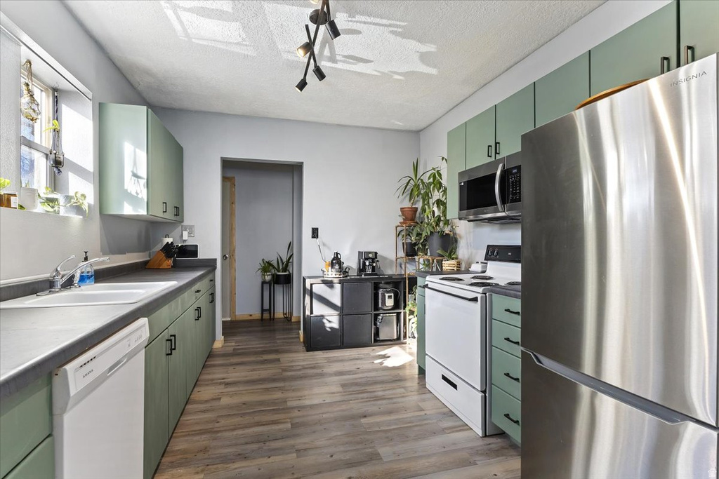 117 N 100 E Tooele, UT 84074