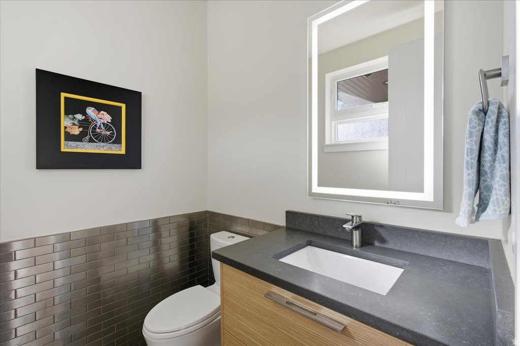 2758 S MELBOURNE ST Salt Lake City, UT 84106