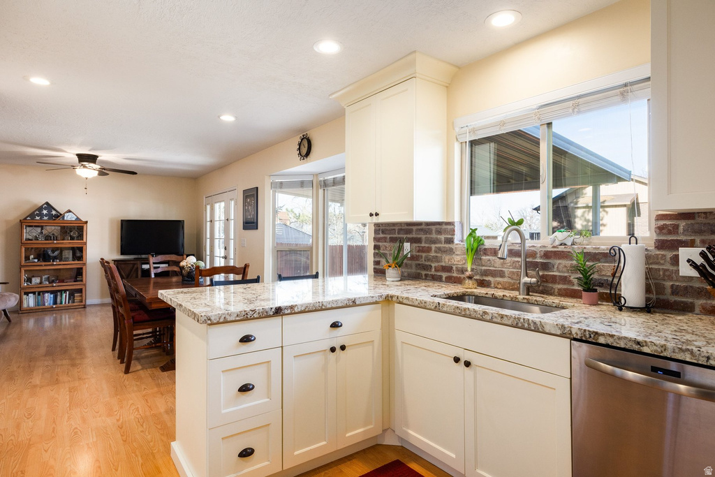 9206 S STERLING DR Sandy, UT 84093