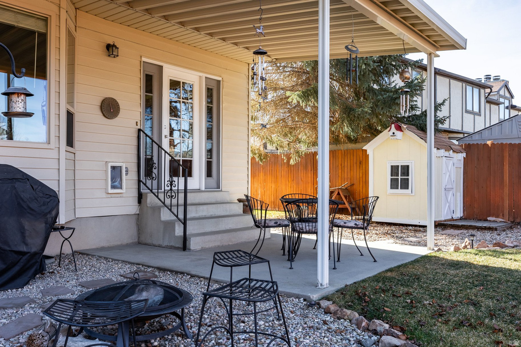 9206 S STERLING DR Sandy, UT 84093