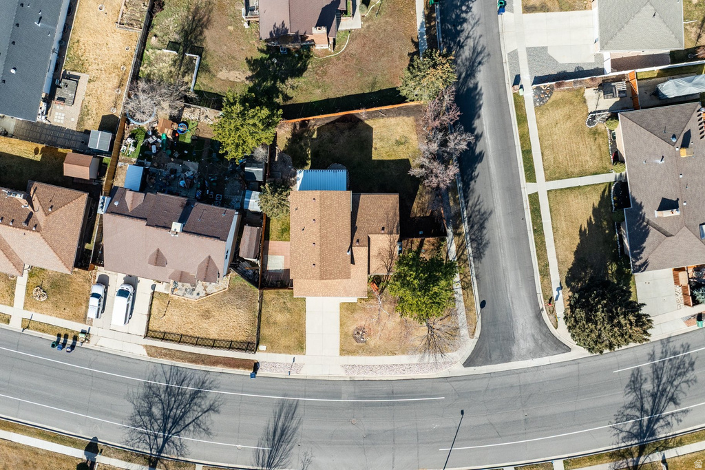 9206 S STERLING DR Sandy, UT 84093