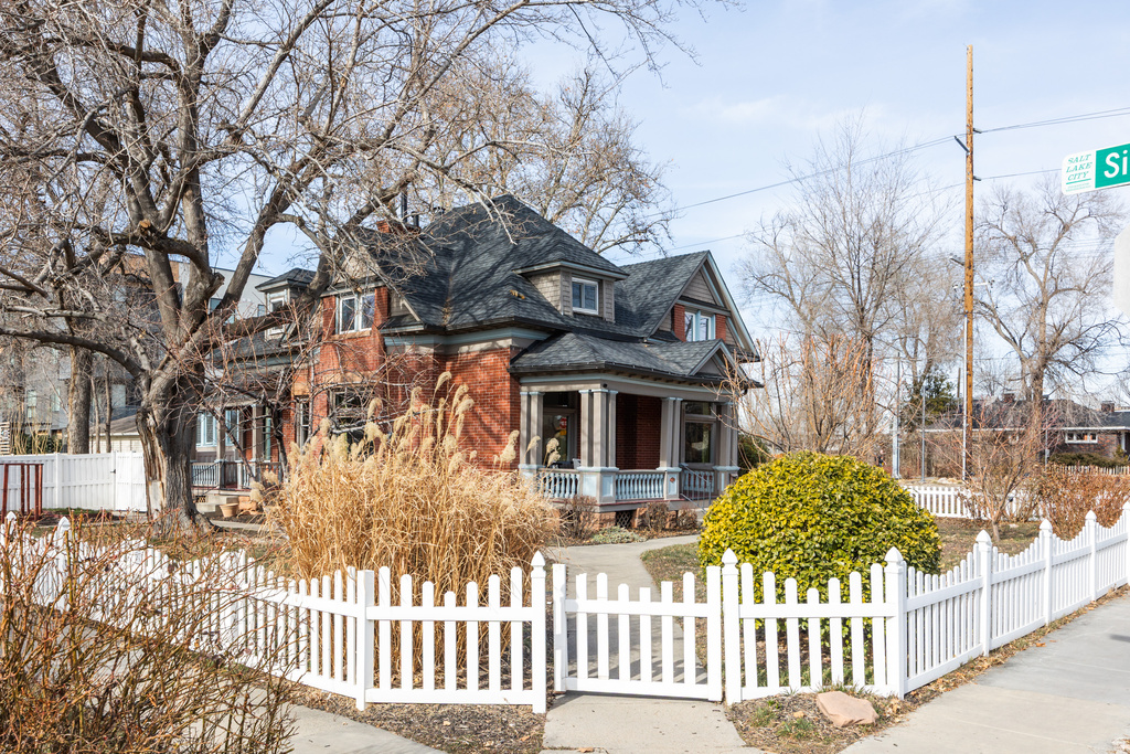 2228 S LAKE ST Salt Lake City, UT 84106