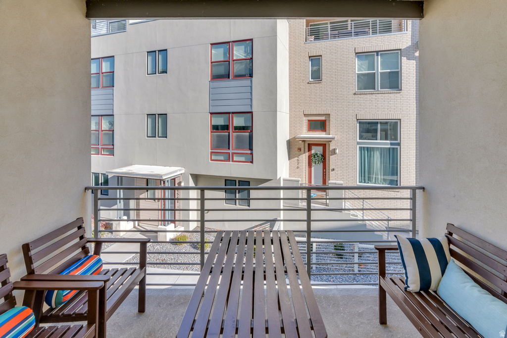 4592 W SCISSOR WAY South Jordan, UT 84009