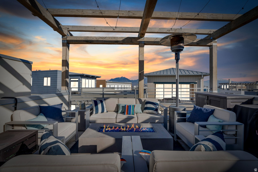 4592 W SCISSOR WAY South Jordan, UT 84009