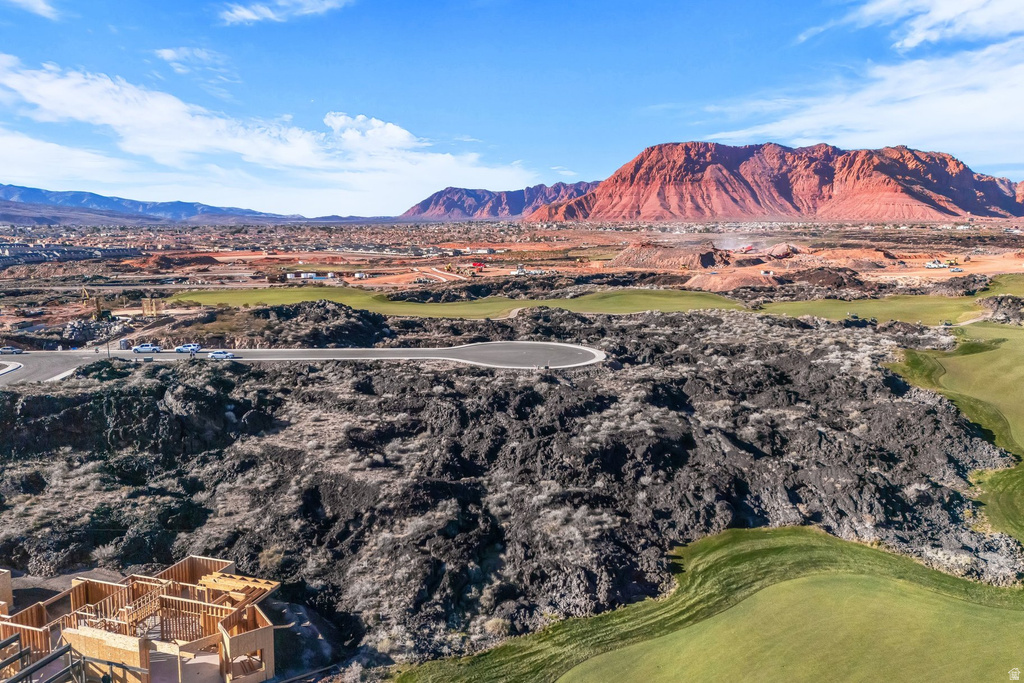 2442 S SOUTH VILLAGE DR Santa Clara, UT 84765