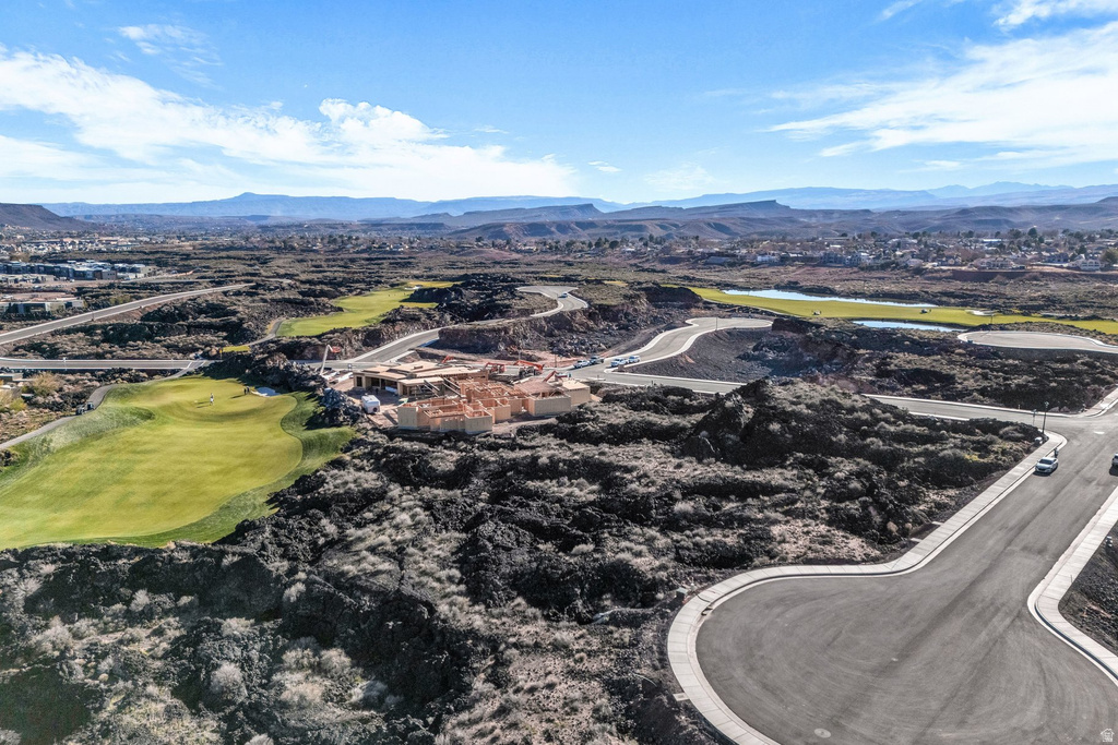 2442 S SOUTH VILLAGE DR Santa Clara, UT 84765