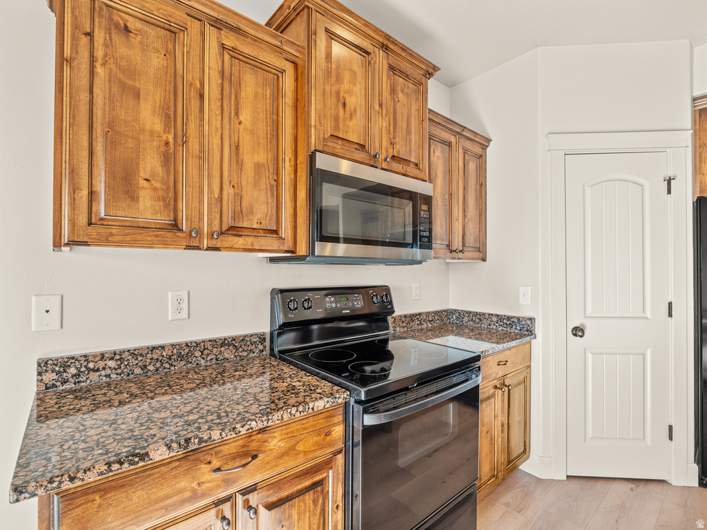 233 E BAYCREST DR Saratoga Springs, UT 84045