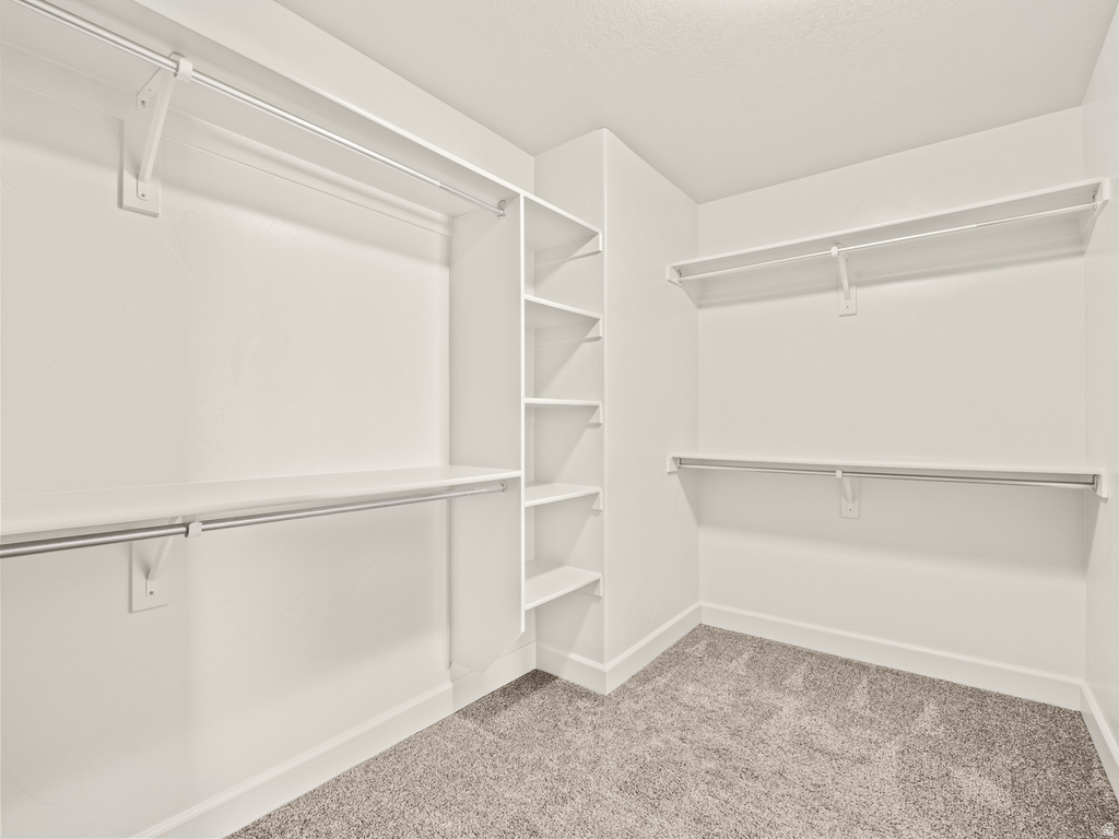 233 E BAYCREST DR Saratoga Springs, UT 84045