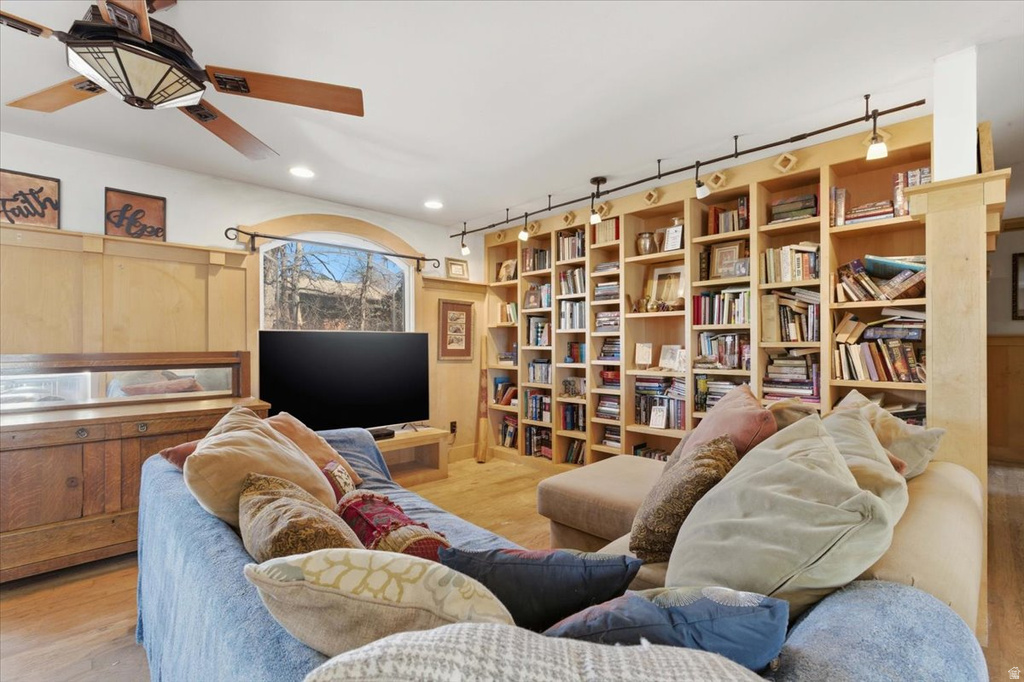 1133 E WRIGHT WAY Sandy, UT 84094