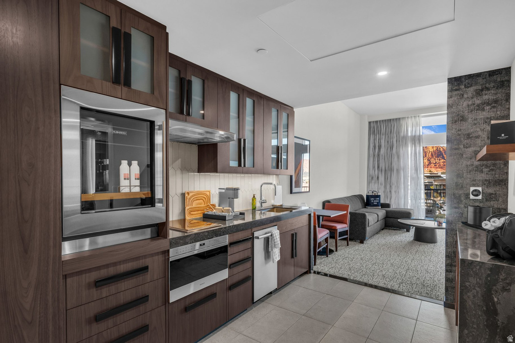 1500 E BLACK DESERT DR photo 2