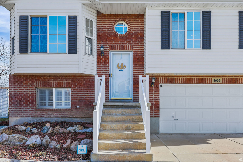 4602 S 4000 W Roy, UT 84067